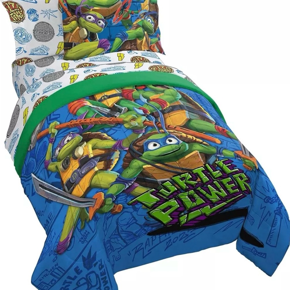 Jay Franco Nickelodeon Teenage Mutant Ninja Turtles Full Comforter Set - 7Piece